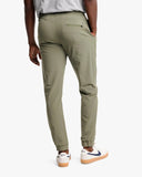 Southern Tide Men Excursion Performance Jogger In Pine